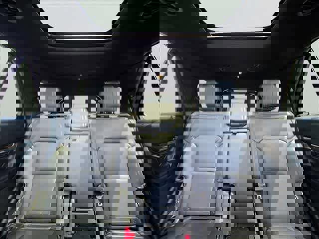 Used 2017 Ford Explorer Limited w/ Equipment Group 301A AWD/4WD image 30