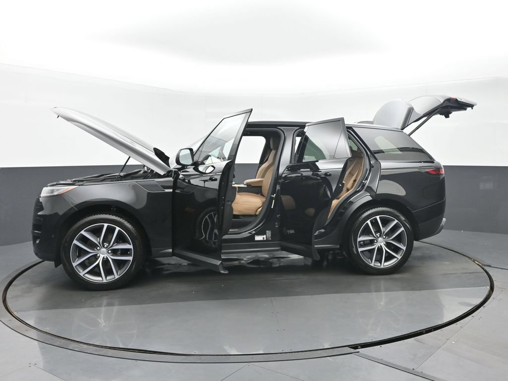 Used 2023 Land Rover Range Rover Sport SE AWD/4WD image 39