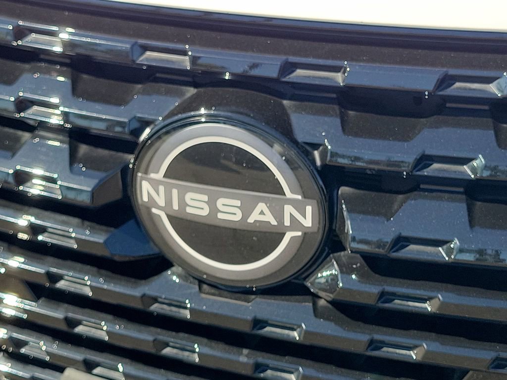 Used 2023 Nissan Kicks SV FWD image 28