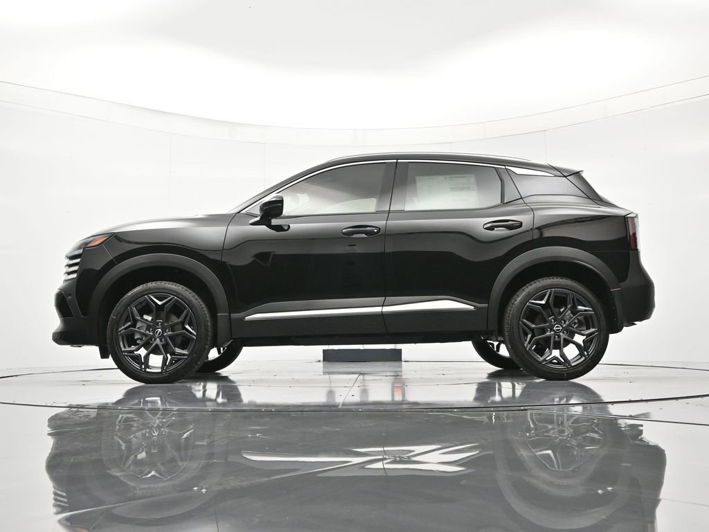 New 2026 Nissan Kicks SR FWD image 42
