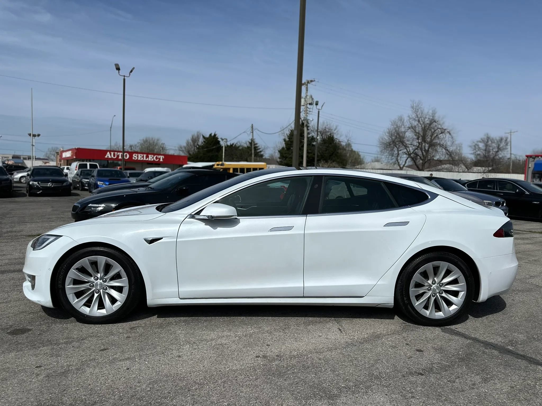 Used 2017 Tesla Model S 75D AWD/4WD image 8