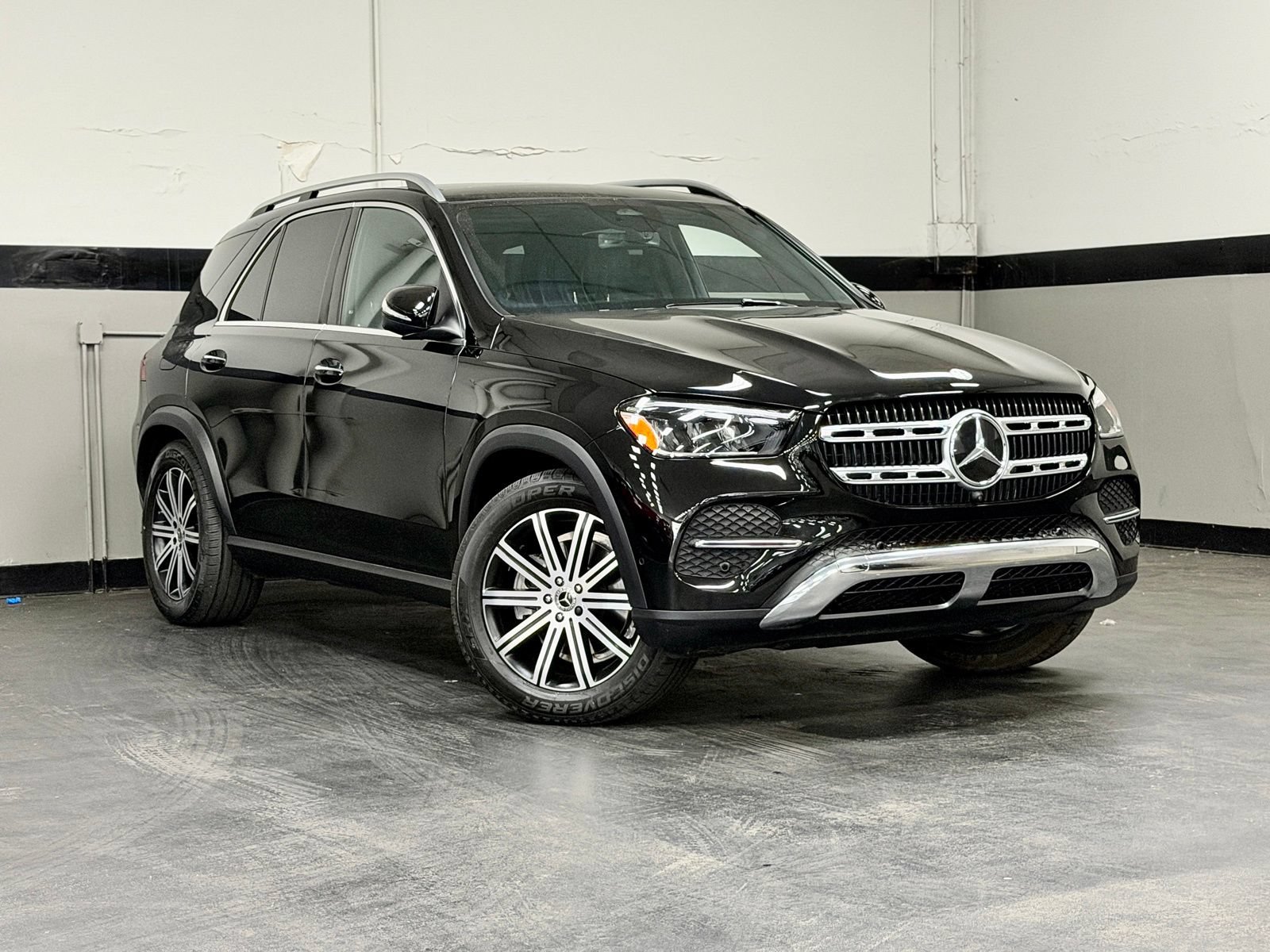 Used 2026 Mercedes-Benz GLE 350 4MATIC image 2