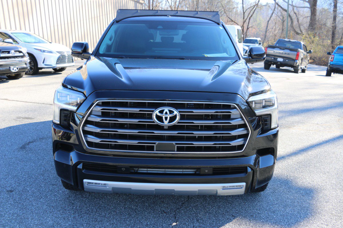 Used 2023 Toyota Sequoia Limited image 11