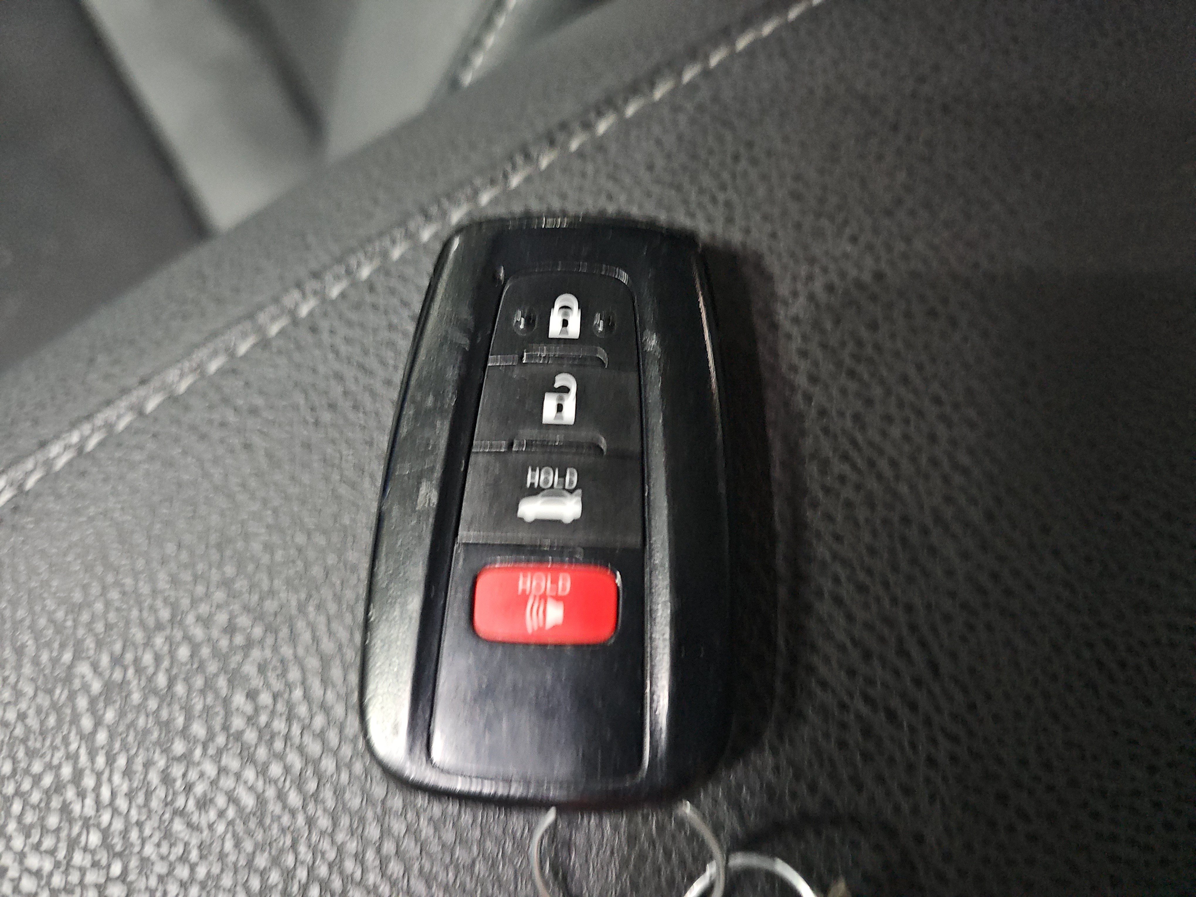 Used 2021 Toyota Camry XSE FWD image 34