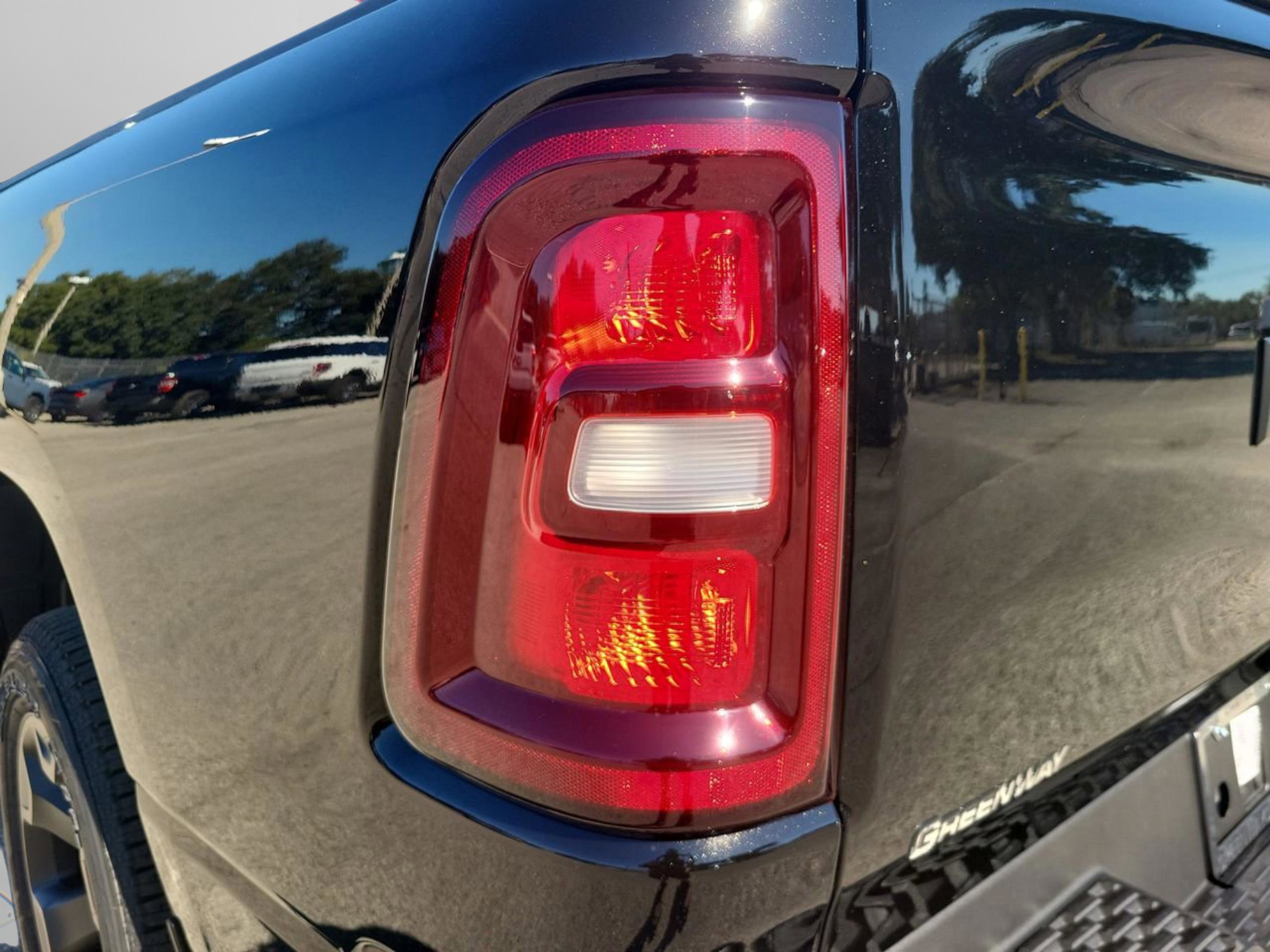 New 2026 RAM 1500 Express image 26