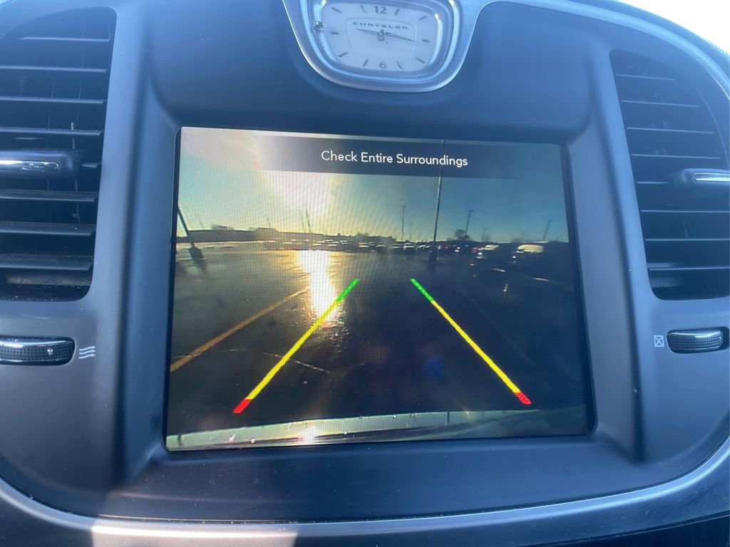 Used 2018 Chrysler 300 Limited w/ Safetytec Plus Group AWD/4WD image 26