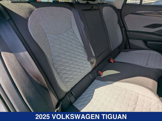 Certified 2025 Volkswagen Tiguan S AWD/4WD image 22
