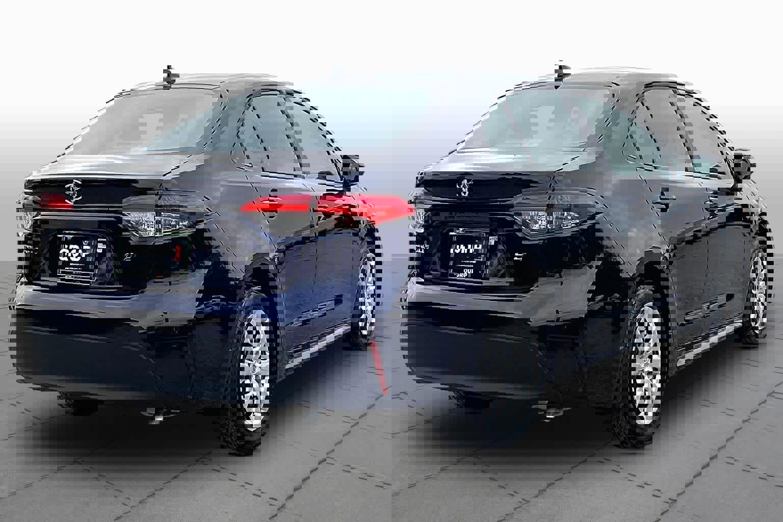 Used 2026 Toyota Corolla LE image 12