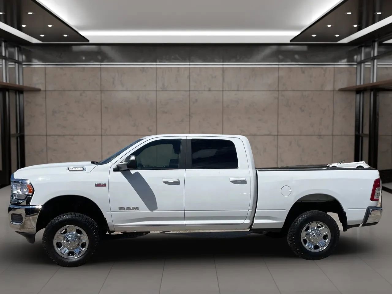 Used 2021 RAM 2500 Big Horn image 2