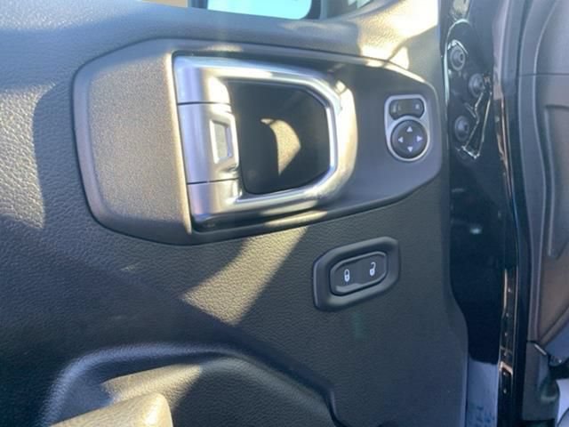 Used 2023 Jeep Gladiator Sport AWD/4WD image 37