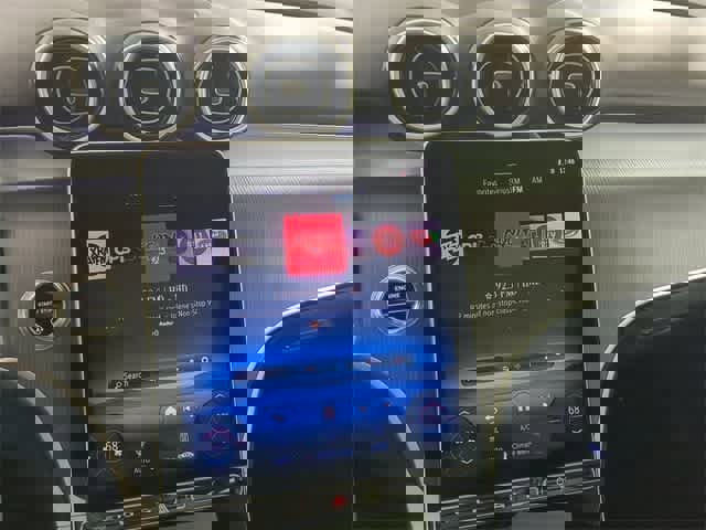 Used 2026 Mercedes-Benz GLC 300 4MATIC image 27