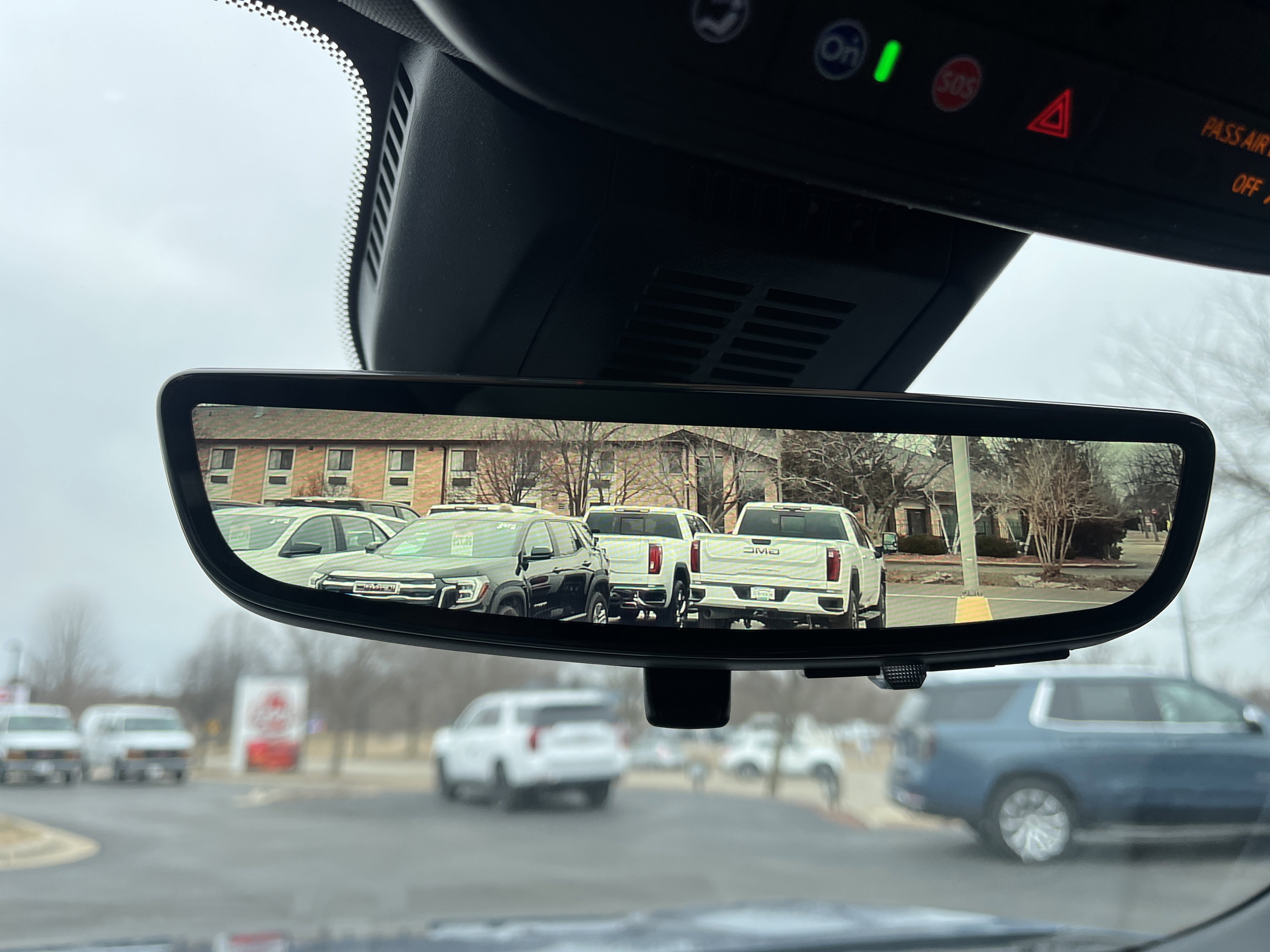 New 2026 Chevrolet Equinox LT w/ Convenience Package II image 9