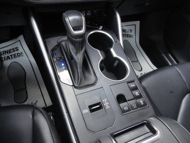 Used 2023 Toyota Highlander XLE image 15