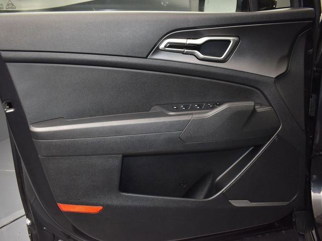 Certified 2026 Kia Sportage LX w/ LX Convenience Package image 16