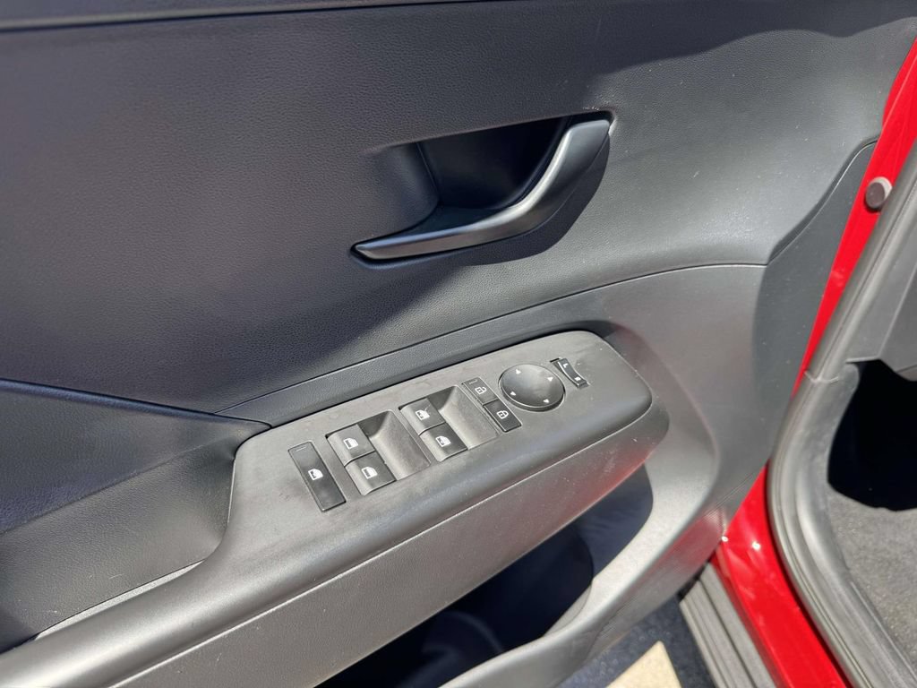 Certified 2026 Hyundai Kona SEL Sport AWD/4WD image 13