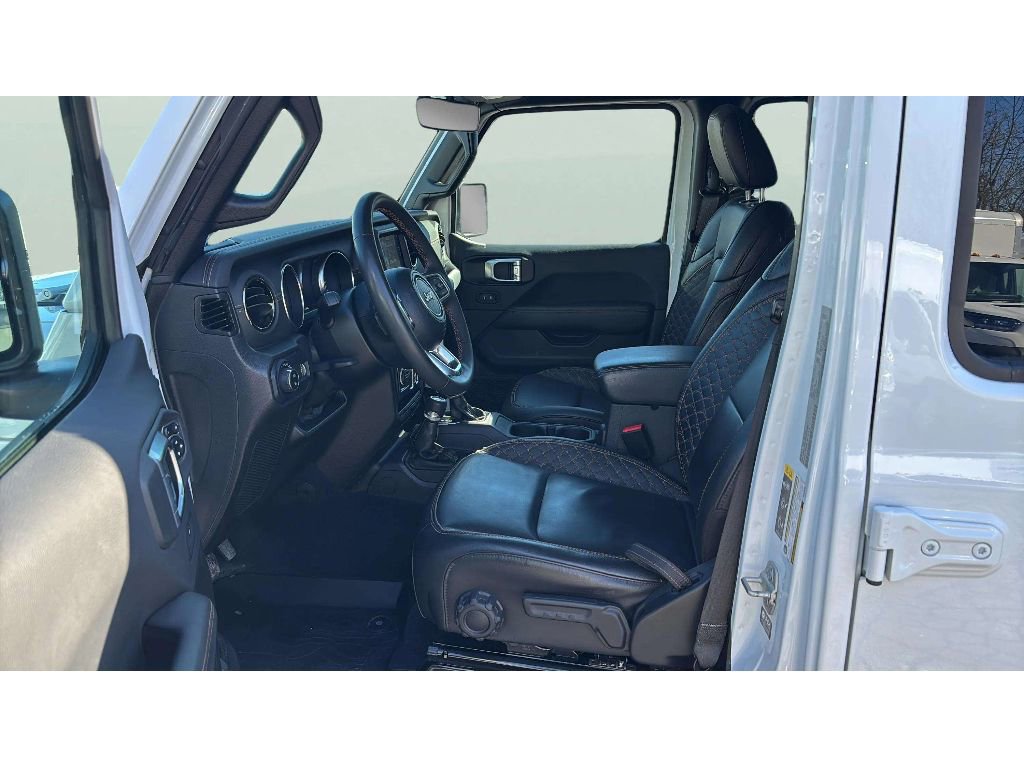 Used 2023 Jeep Gladiator Overland image 10