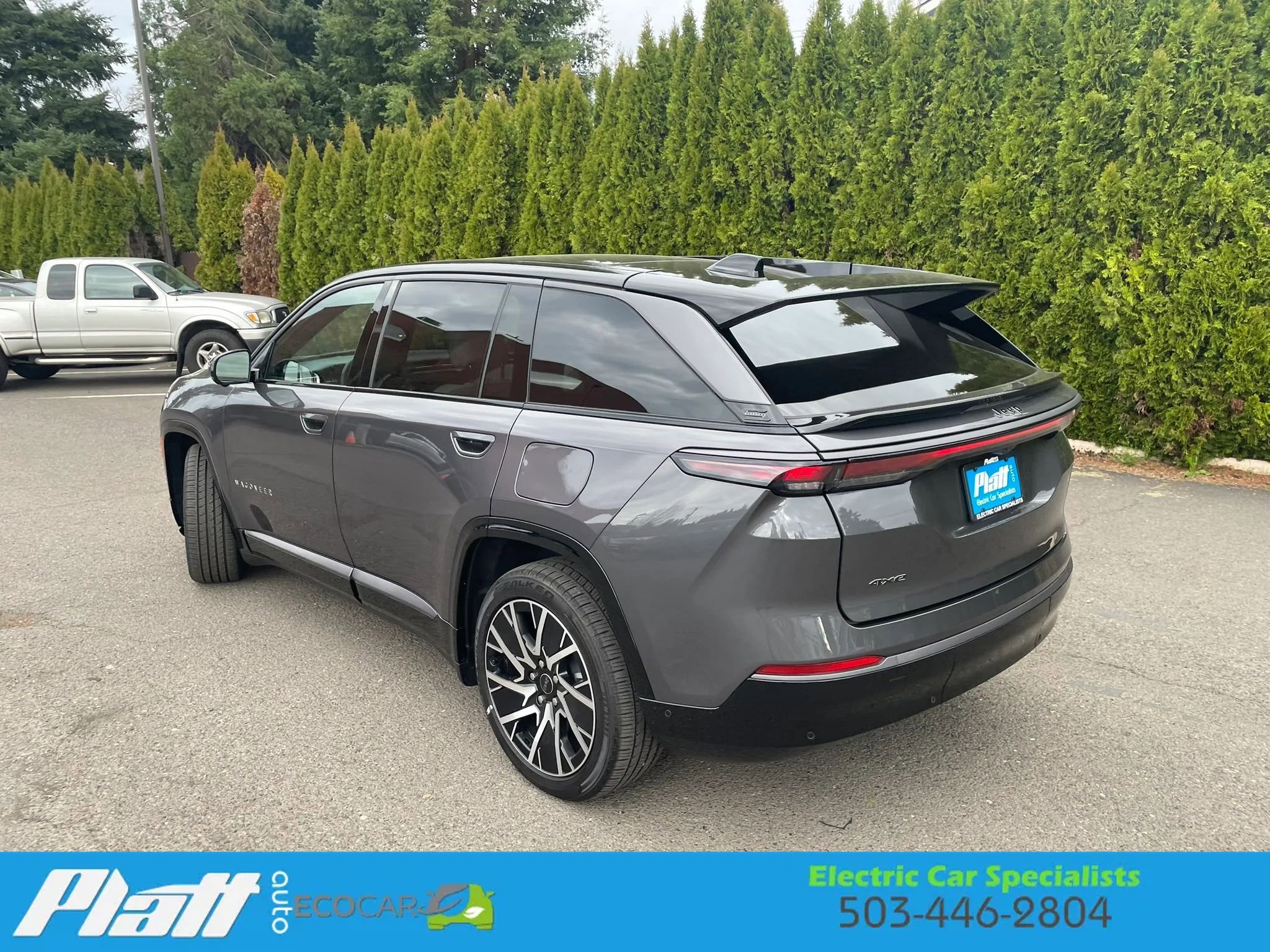 Used 2025 Jeep Wagoneer S Limited image 8