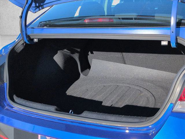 Used 2025 Hyundai Elantra SEL image 6