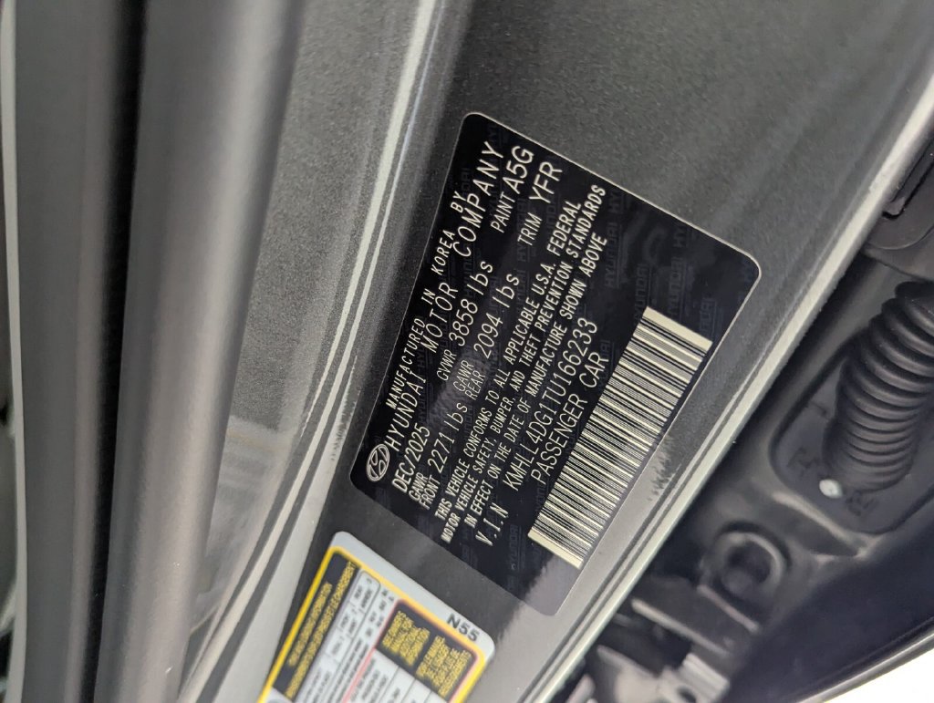 Certified 2026 Hyundai Elantra SE FWD image 28