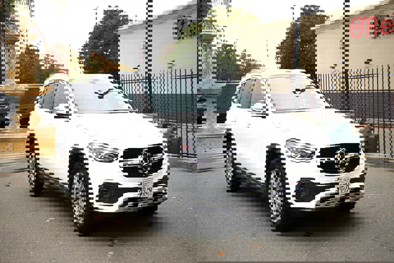 Used 2023 Mercedes-Benz GLA 250 4MATIC image 3