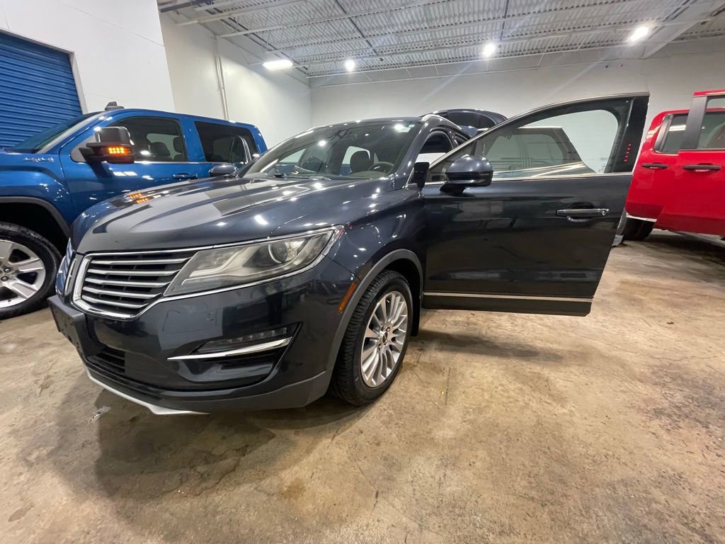 Used 2015 Lincoln MKC AWD w/ Equipment Group 102A Reserve image 39