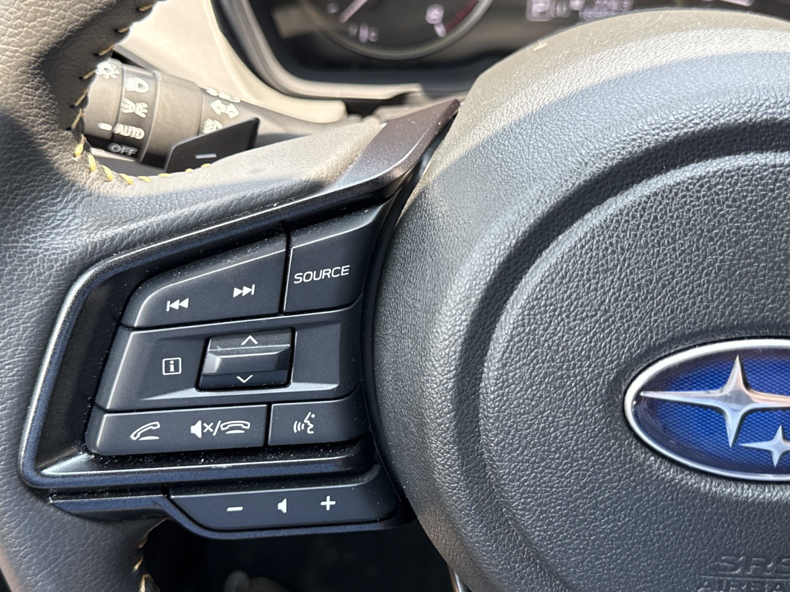 Used 2025 Subaru Crosstrek 2.5i Sport AWD/4WD image 19