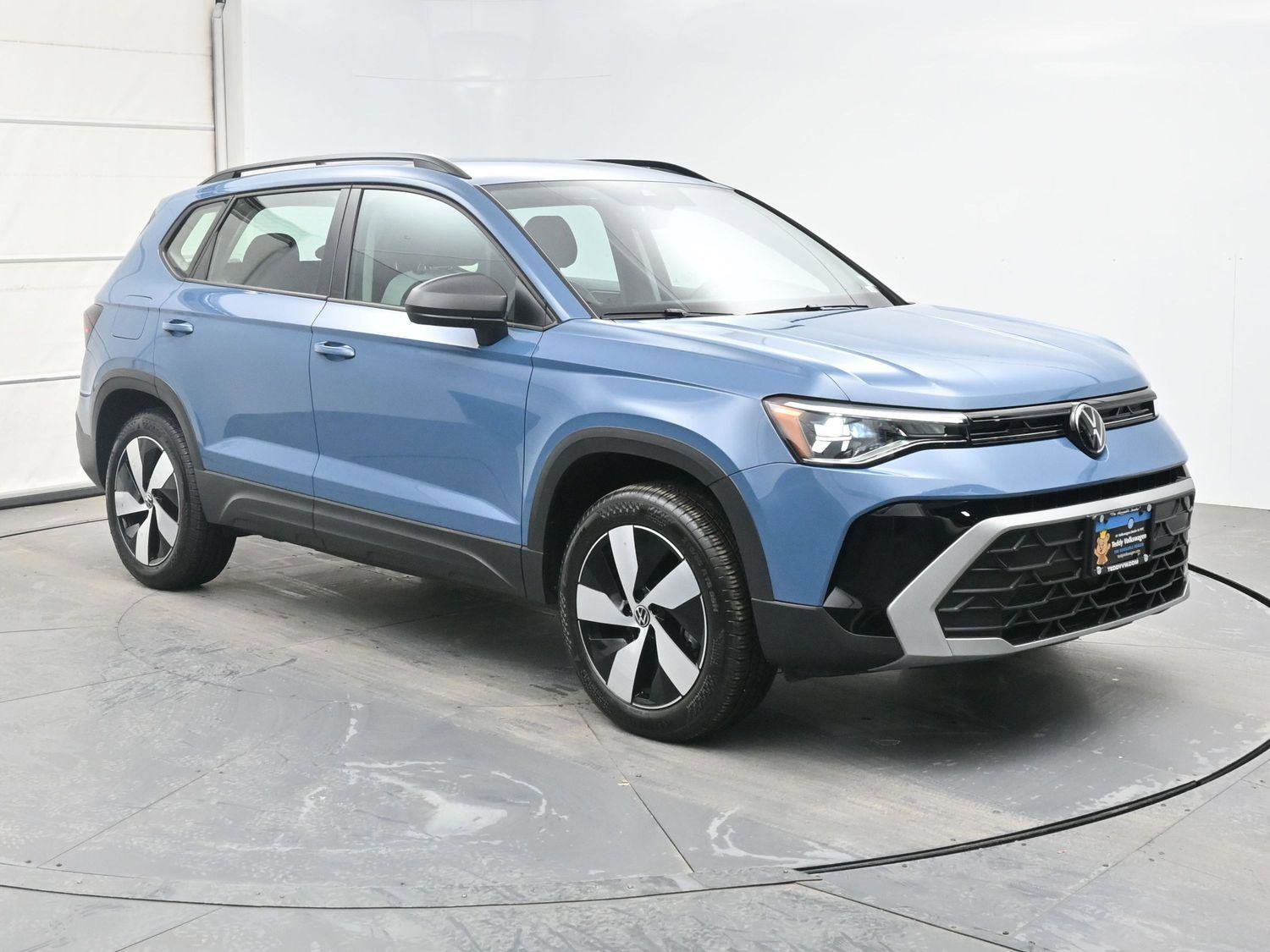 Certified 2025 Volkswagen Taos S AWD/4WD image 28