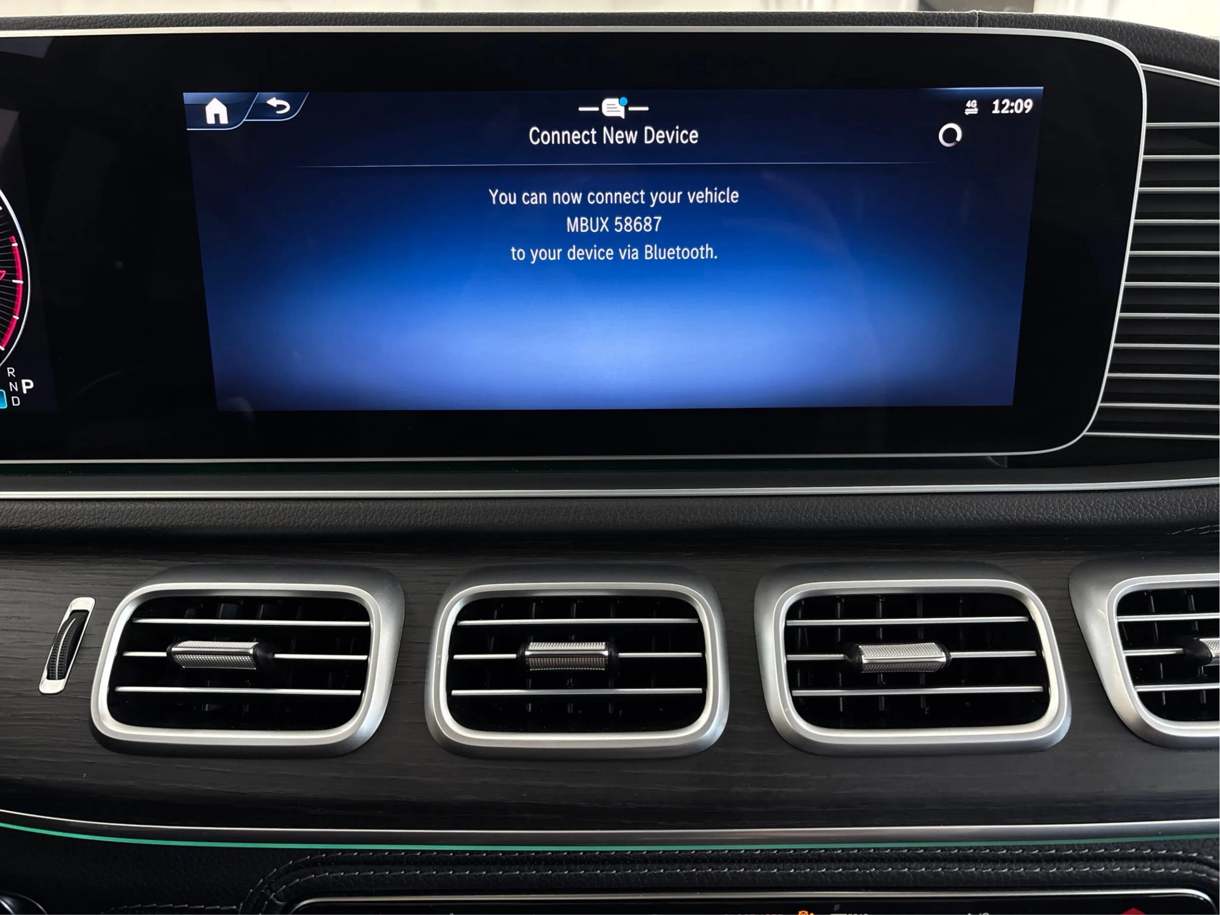 Used 2024 Mercedes-Benz GLE 450 4MATIC image 44