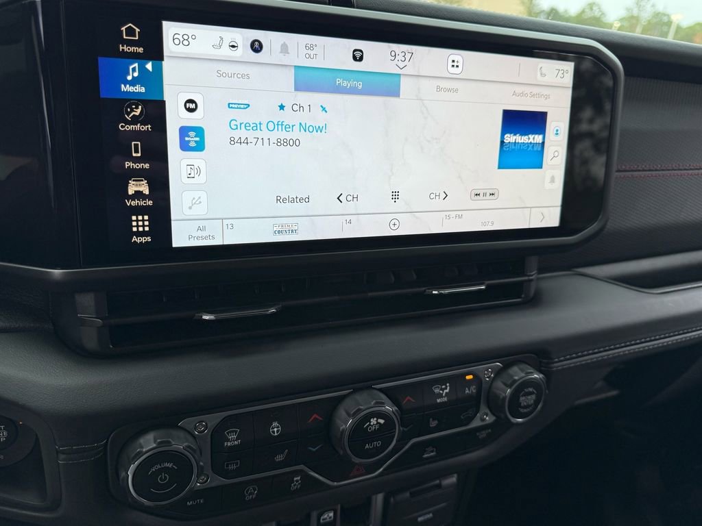 Used 2025 Jeep Gladiator Rubicon w/ Convenience Group image 18