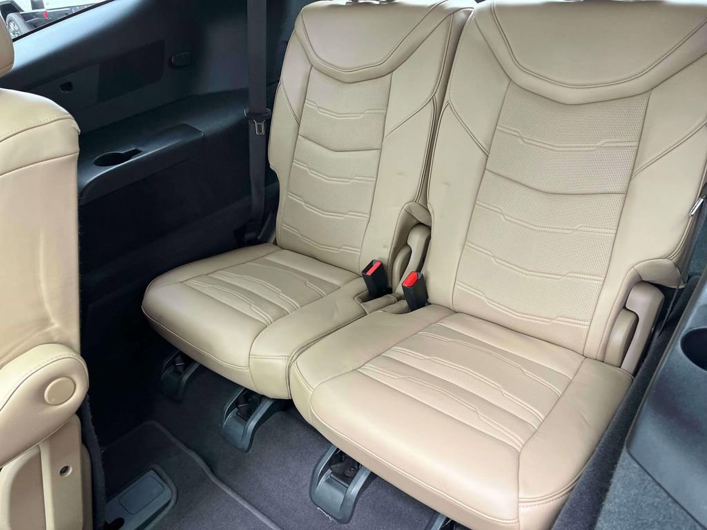 Used 2020 Cadillac XT6 Sport w/ Platinum Package image 17