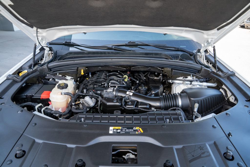 Used 2022 Jeep Grand Cherokee L Limited image 22