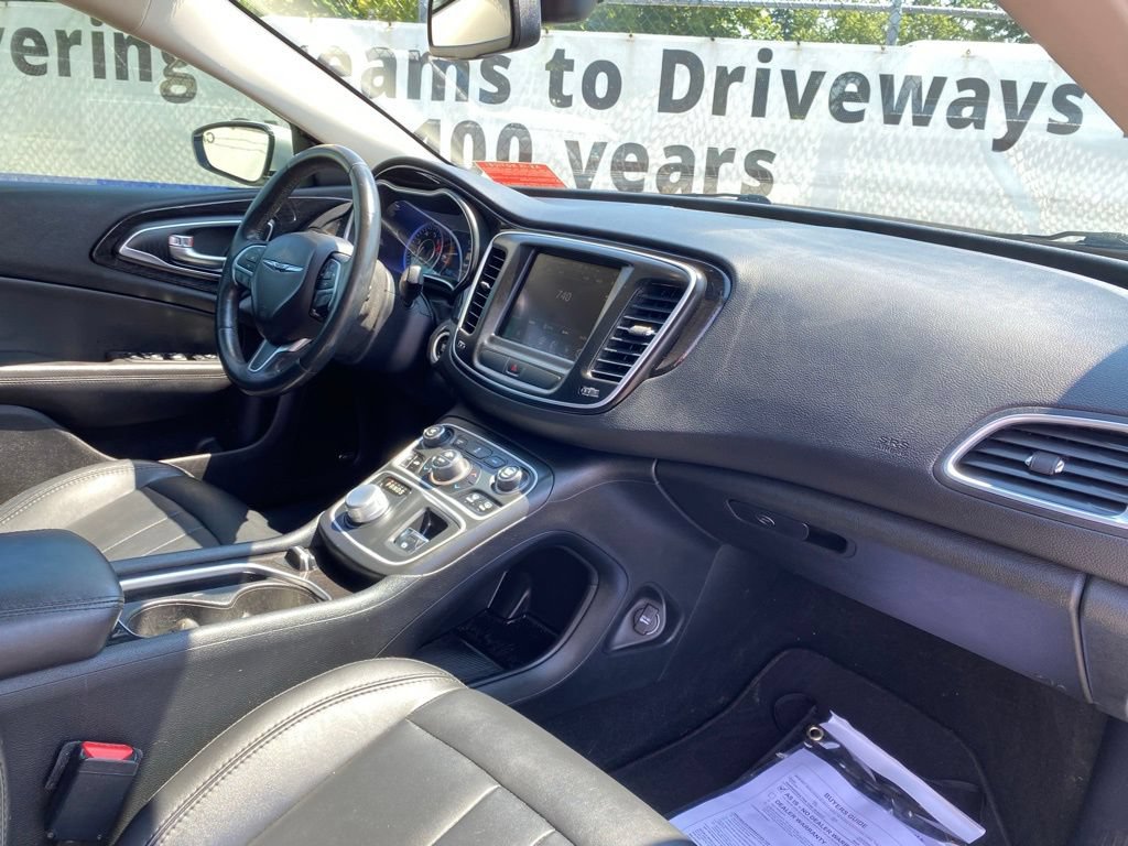 Used 2016 Chrysler 200 C w/ Sun & Sound Group FWD image 18