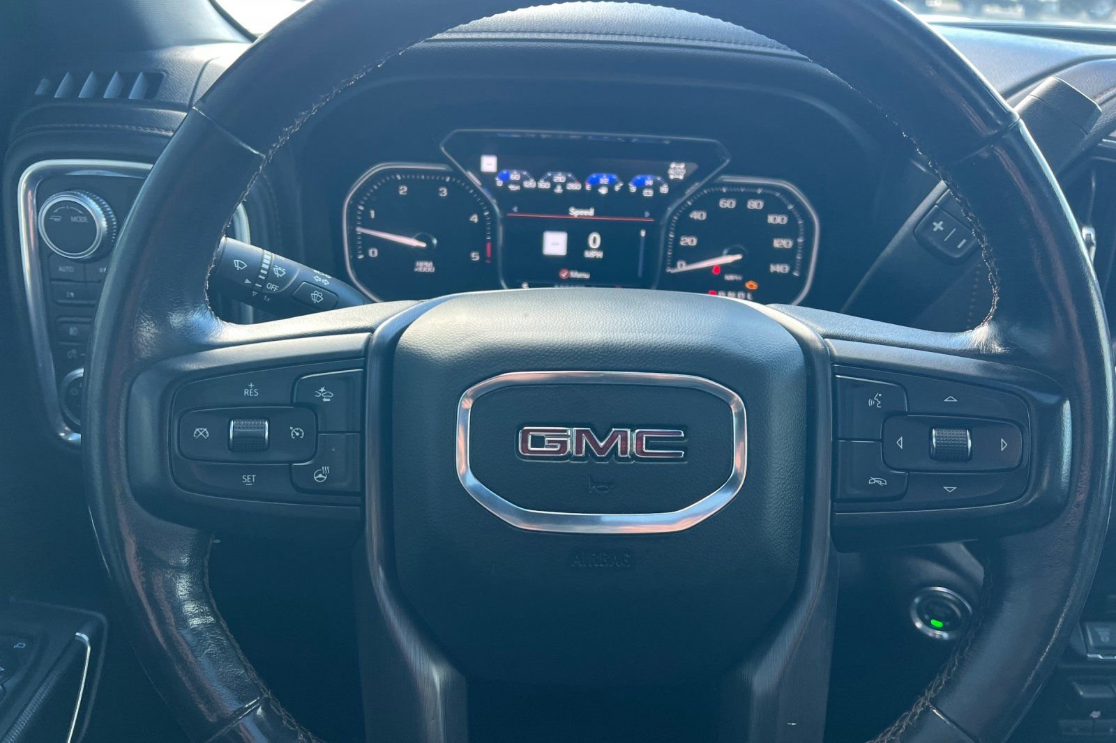 Used 2020 GMC Sierra 2500 AT4 w/ AT4 Premium Package image 23