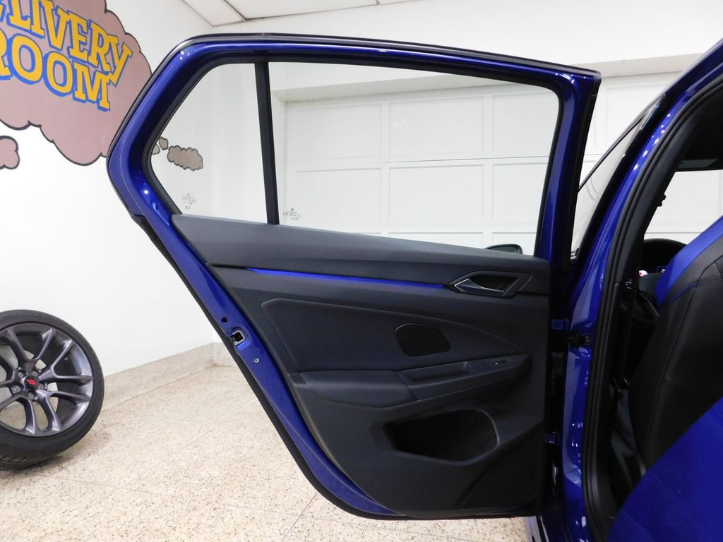 Used 2025 Volkswagen Golf R Black Edition image 74