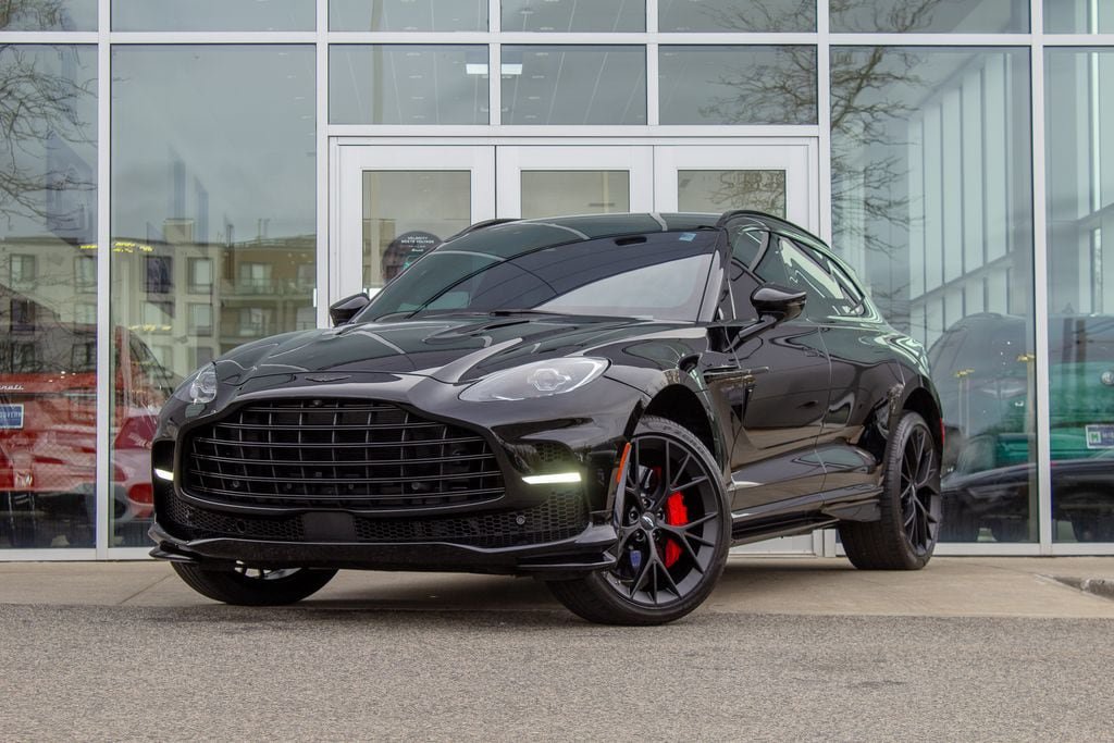 Used 2025 Aston Martin DBX 707 AWD/4WD video 1