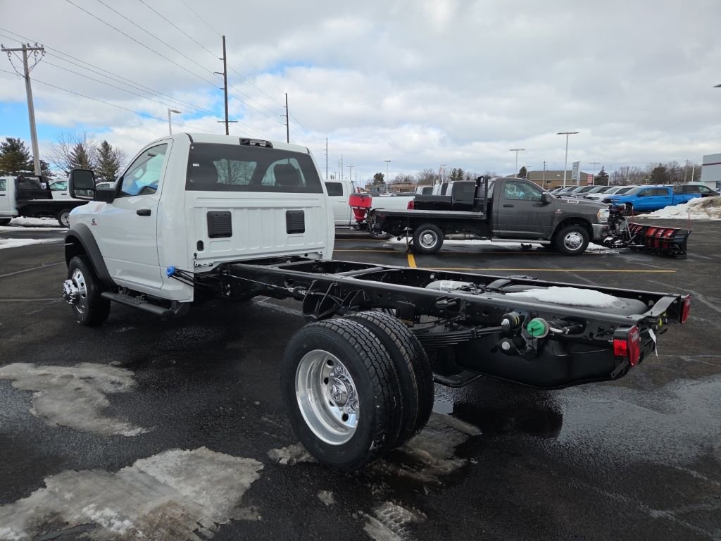 New 2026 RAM 5500 Tradesman AWD/4WD image 4