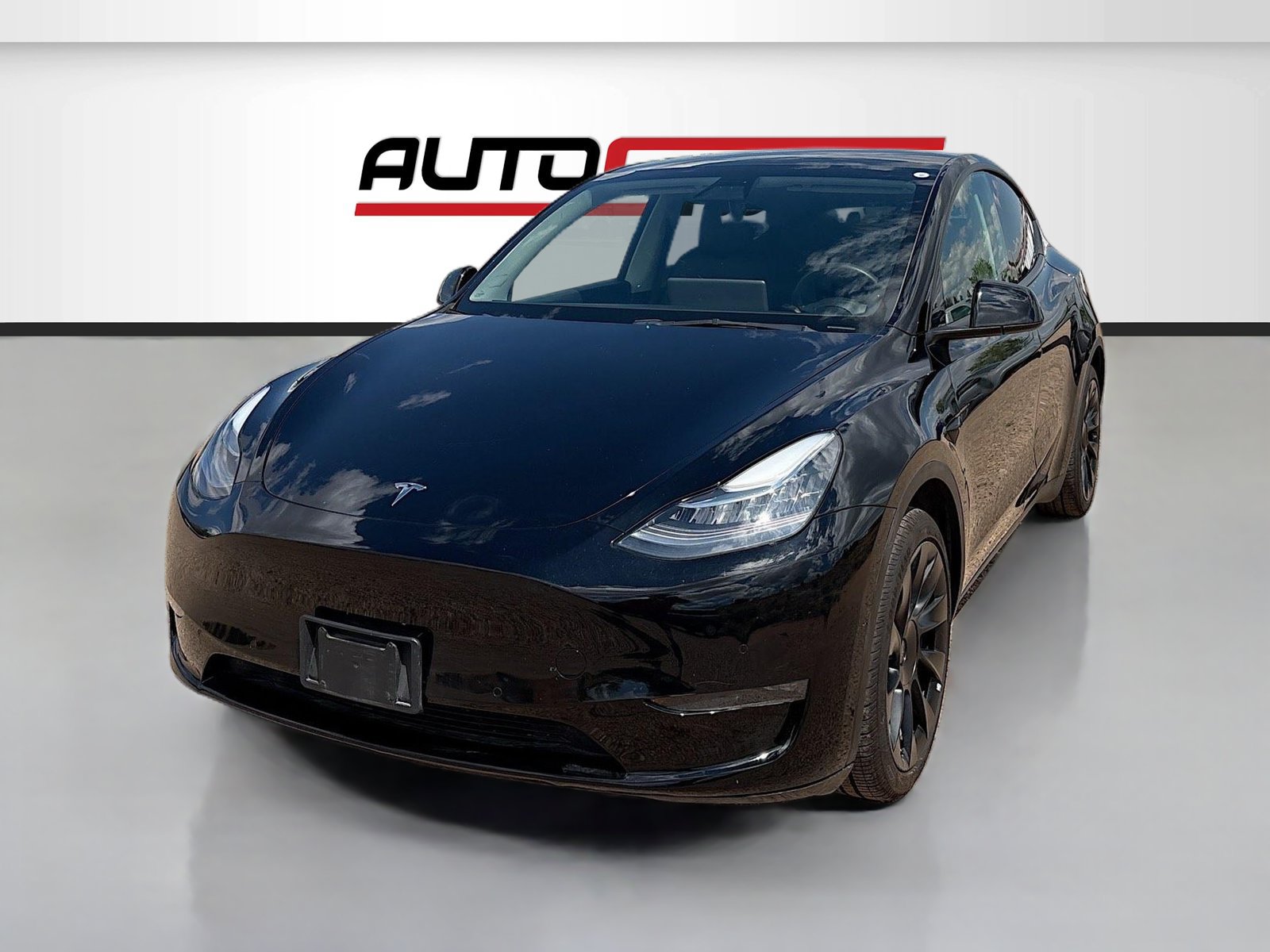 Used 2021 Tesla Model Y Long Range AWD/4WD image 3