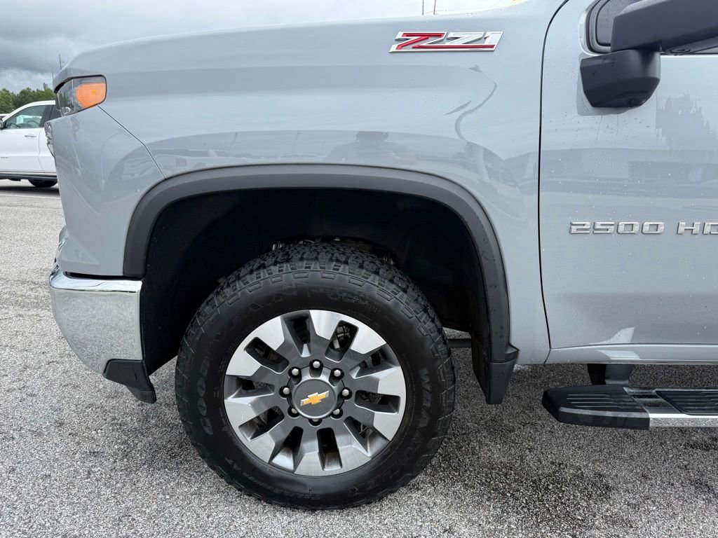 Used 2024 Chevrolet Silverado 2500 LT w/ All Star Edition AWD/4WD image 21