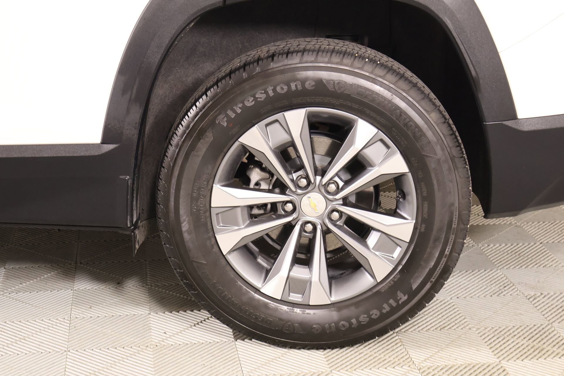 Used 2025 Chevrolet Equinox LT w/ Convenience Package II image 18