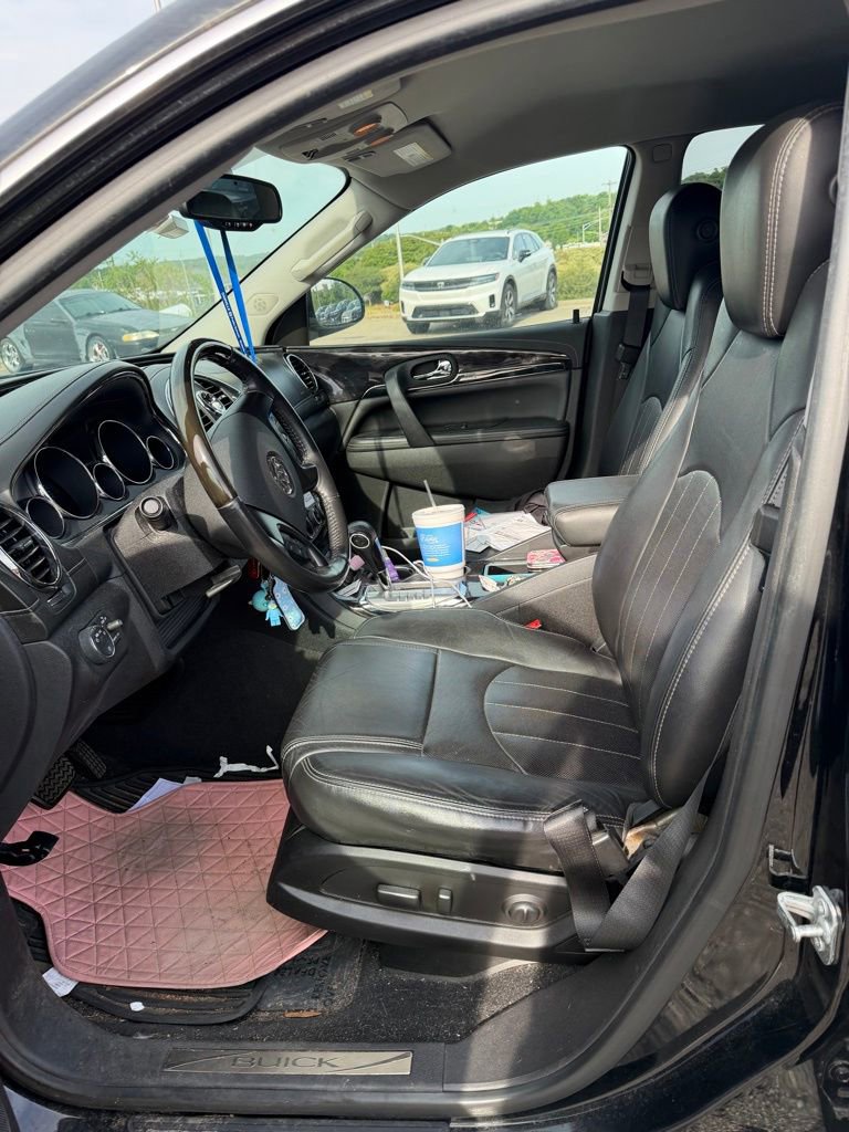 Used 2017 Buick Enclave Leather FWD image 13