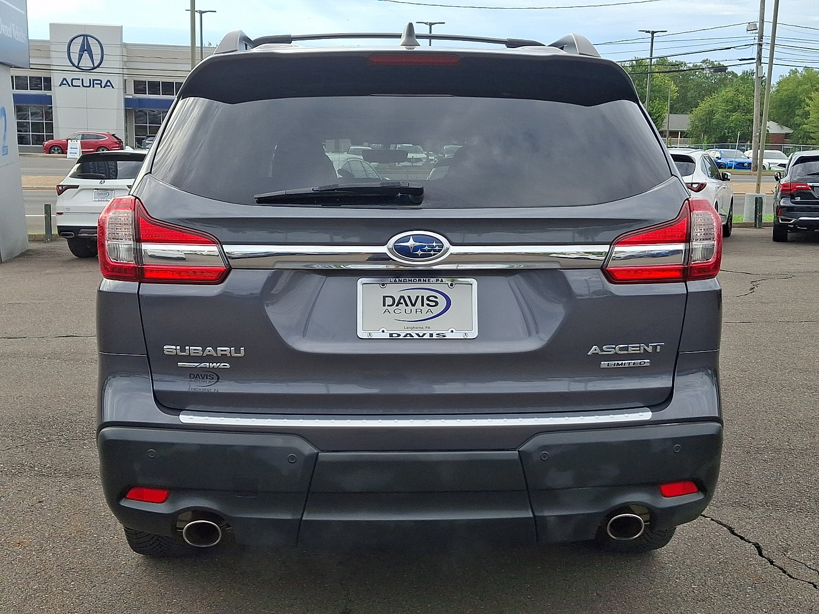 Used 2020 Subaru Ascent Limited w/ Technology Package AWD/4WD image 5