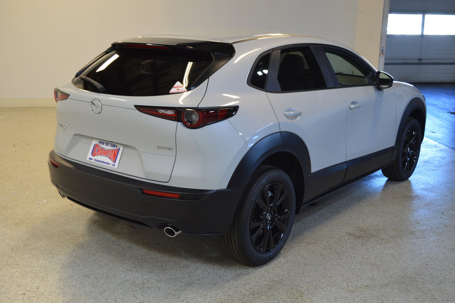 New 2026 MAZDA CX-30 AWD 2.5 S w/ Select Sport Pkg image 3