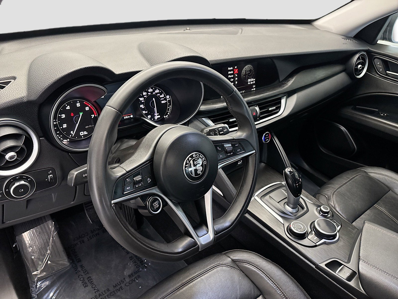 Used 2018 Alfa Romeo Stelvio AWD image 7
