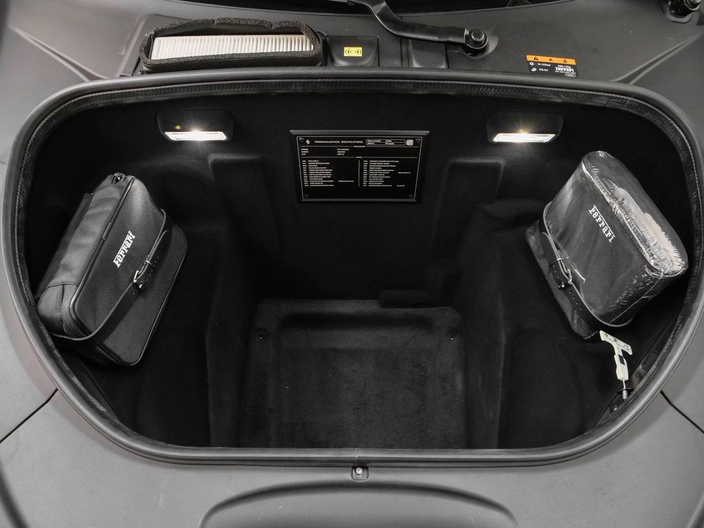 Used 2022 Ferrari F8 Tributo image 15