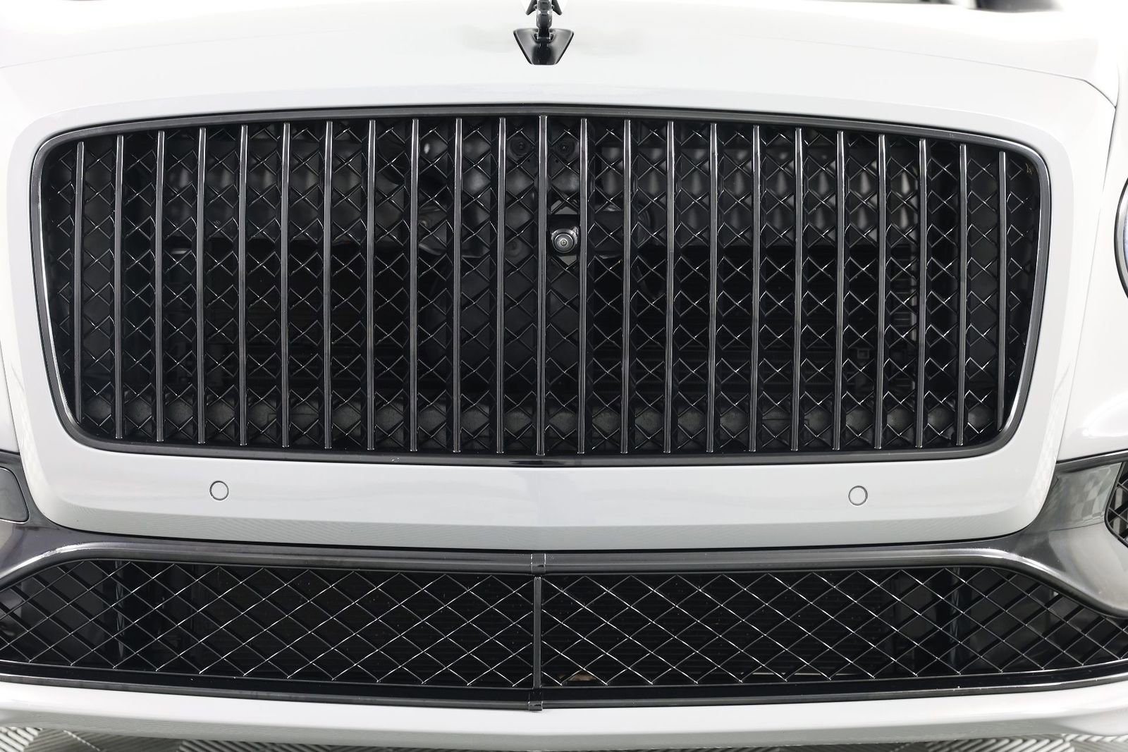 Certified 2023 Bentley Flying Spur S V8 AWD/4WD image 11