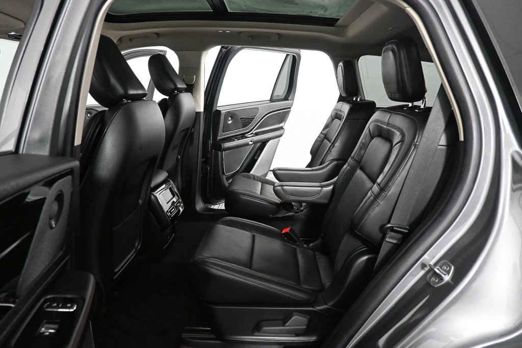 Used 2023 Lincoln Aviator Reserve w/ Elements Package Plus image 19