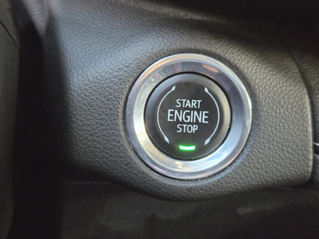 Used 2023 Buick Envision Essence w/ Sport Touring Package FWD image 22
