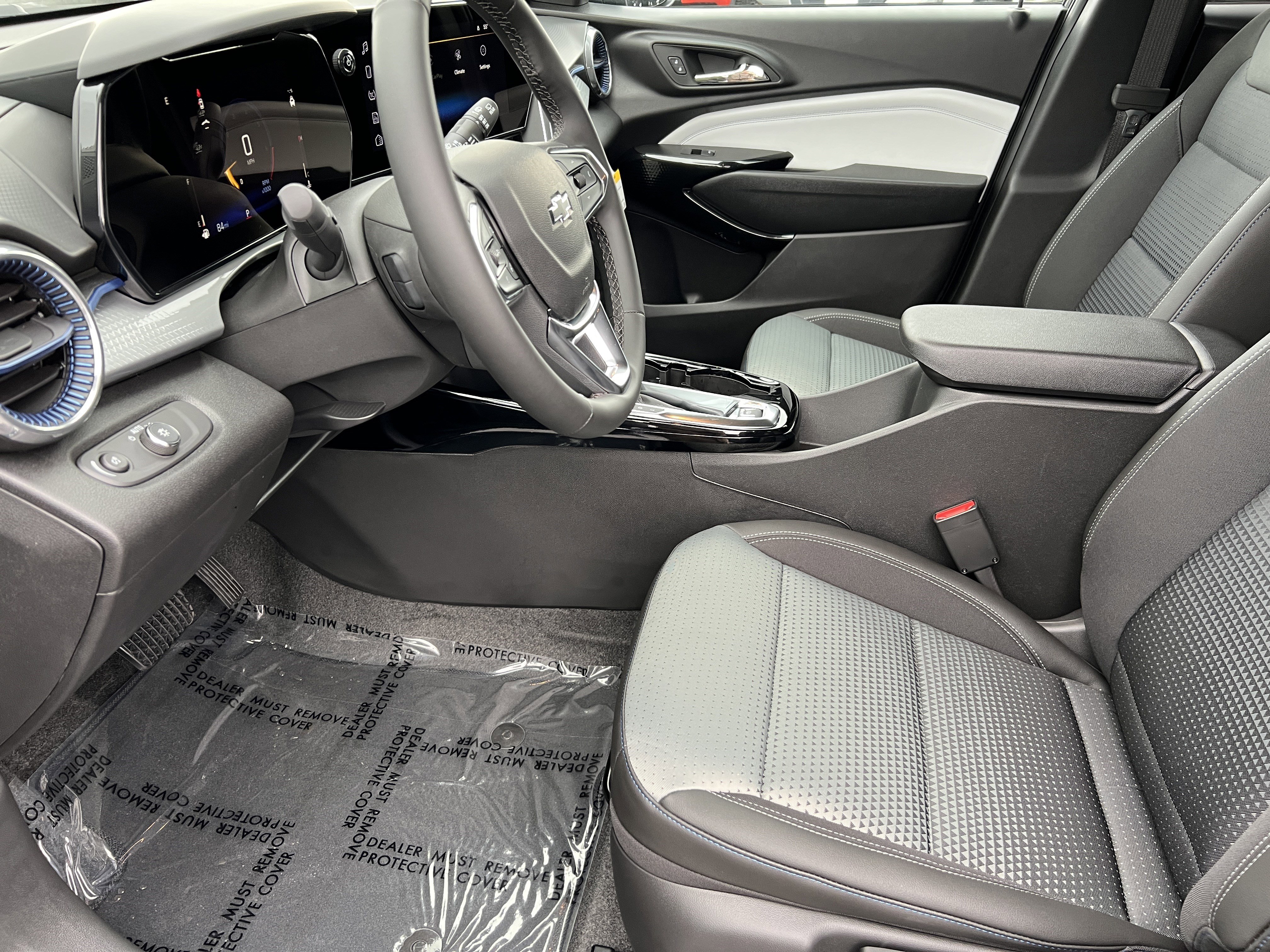 New 2026 Chevrolet Trax LT w/ Driver Confidence Package image 13