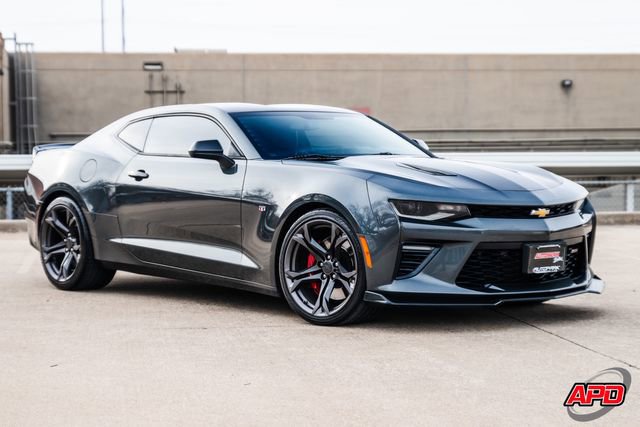 Used 2018 Chevrolet Camaro SS image 38