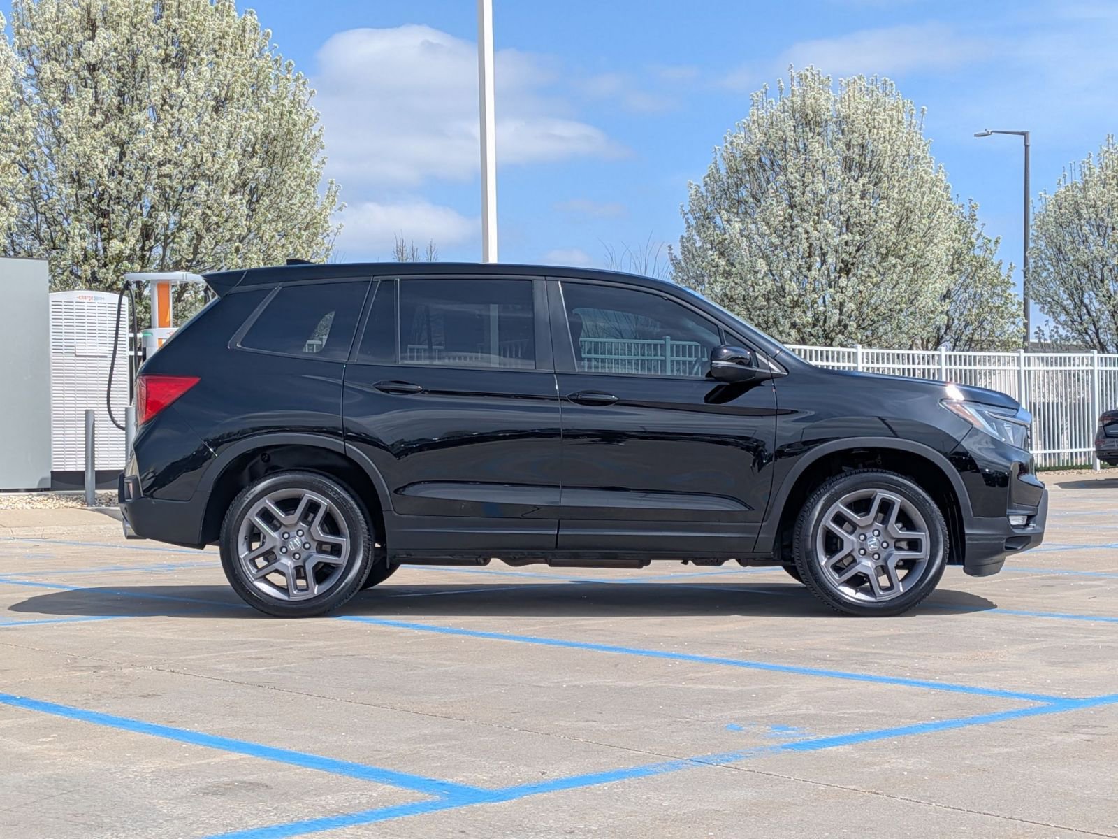 Certified 2022 Honda Passport EX-L image 6